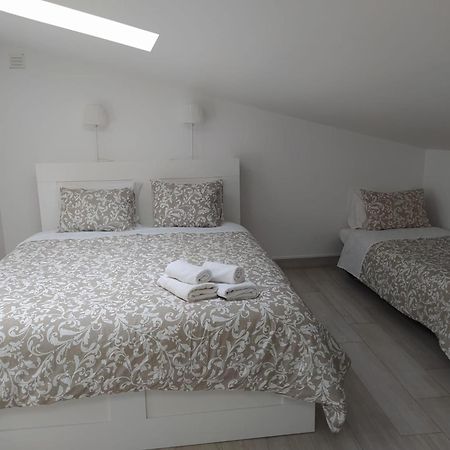 Isaura Home Peniche Room photo